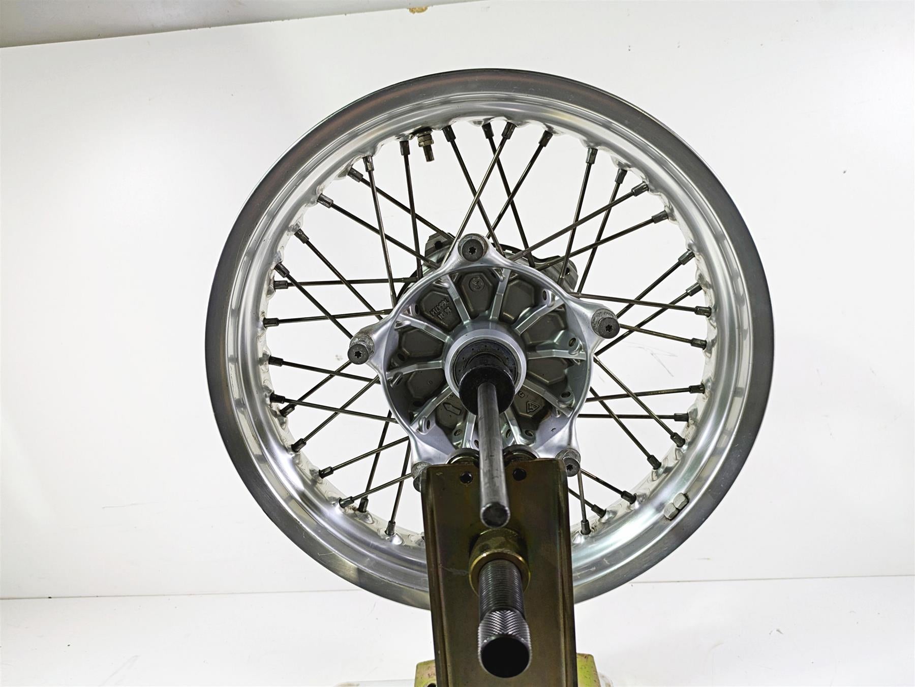 2012 BMW R1200R K27 Behr 17x3.5 Front Wheel Spoke Rim - Read 36318546282 {{ shop.shopifyCountryName }} - Mototech271