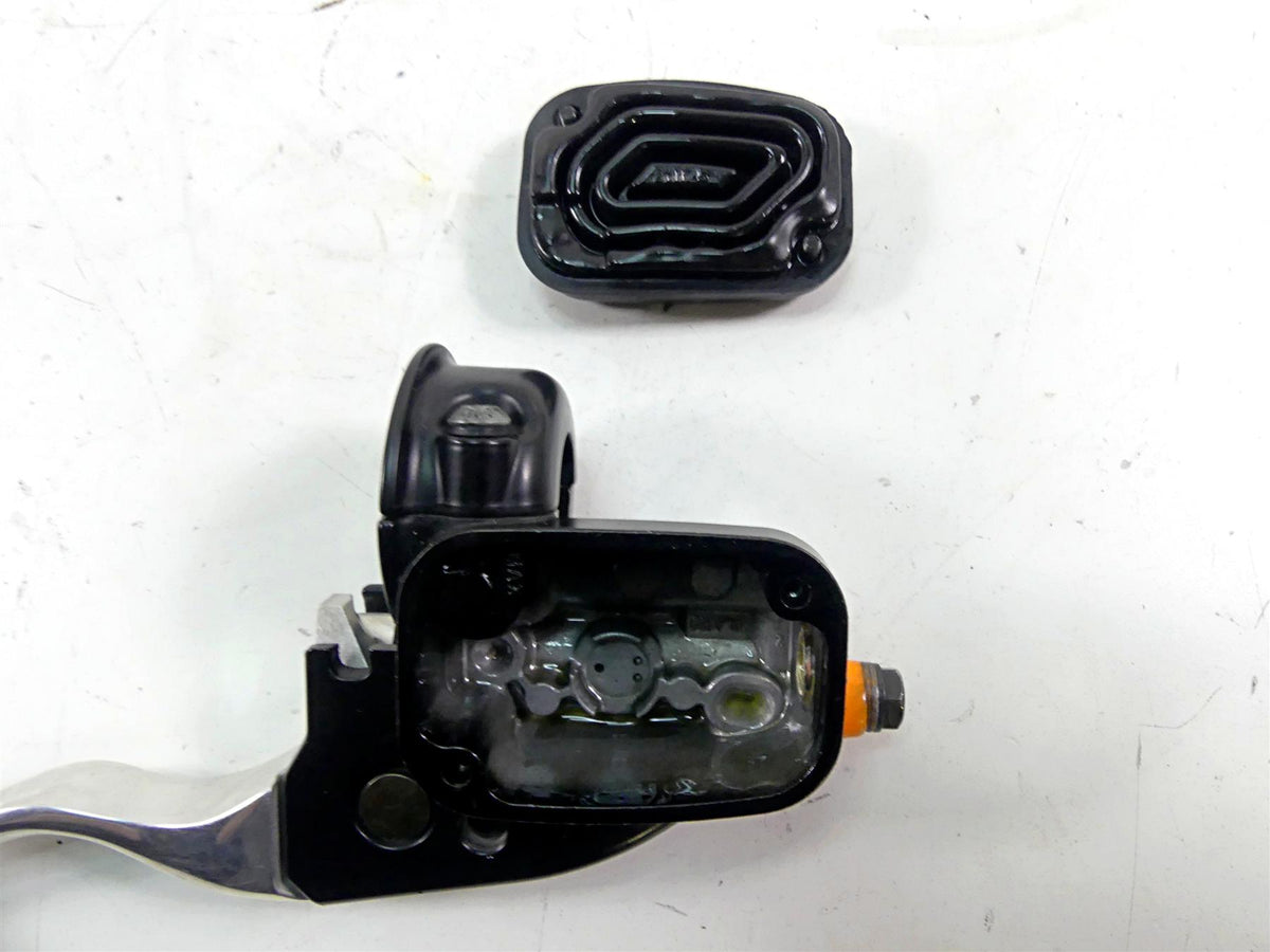 2008 Harley Touring FLHX Street Glide Front 11/16 Brake Master Cylinder 44551-08 {{ shop.shopifyCountryName }} - Mototech271