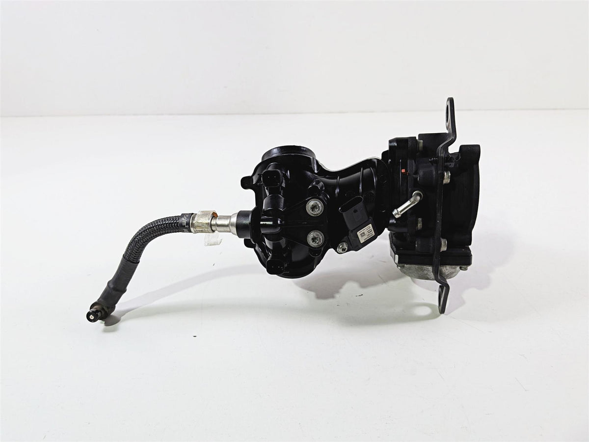 2017 Harley Touring FLHXS Street Glide Throttle Body Fuel Injection 27200025 27300122 {{ shop.shopifyCountryName }} - Mototech271
