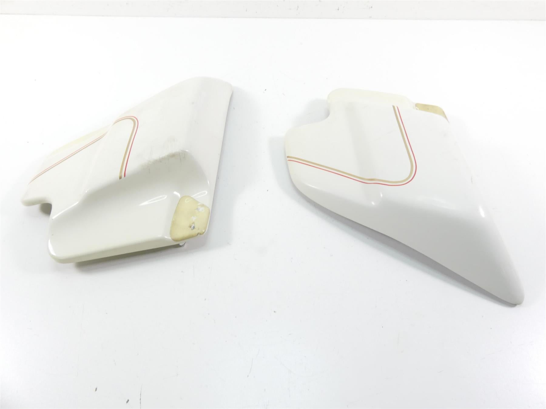 1999 Harley Touring FLHTCUI Electra Glide Side Cover Fairing Cowl Set 66619-97A {{ shop.shopifyCountryName }} - Mototech271