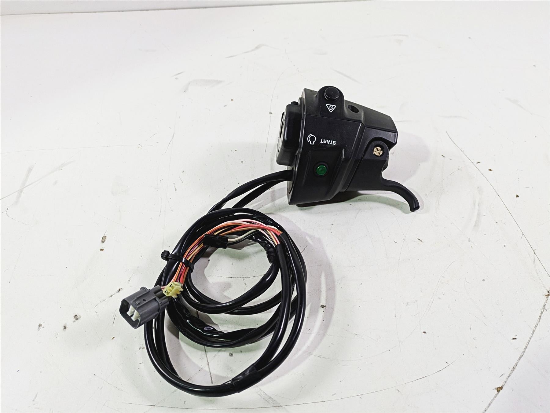 2020 Yamaha Waverunner VX1050 Deluxe Left Hand Control Switch F2X-68310-01-00 {{ shop.shopifyCountryName }} - Mototech271