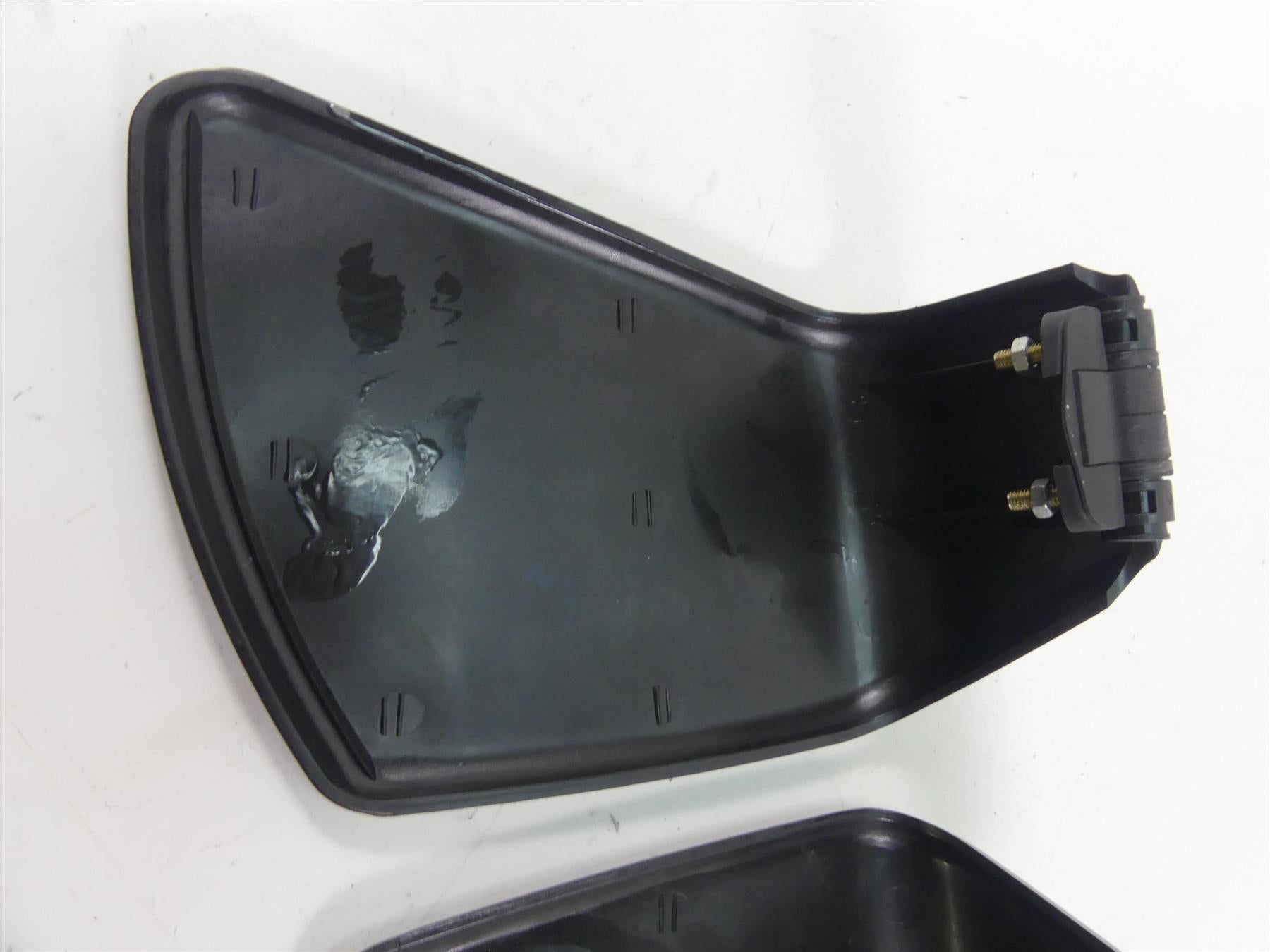 2011 Harley Touring FLTRU Road Glide Front Inner Fairing Lid Cover Set 58727-98B {{ shop.shopifyCountryName }} - Mototech271