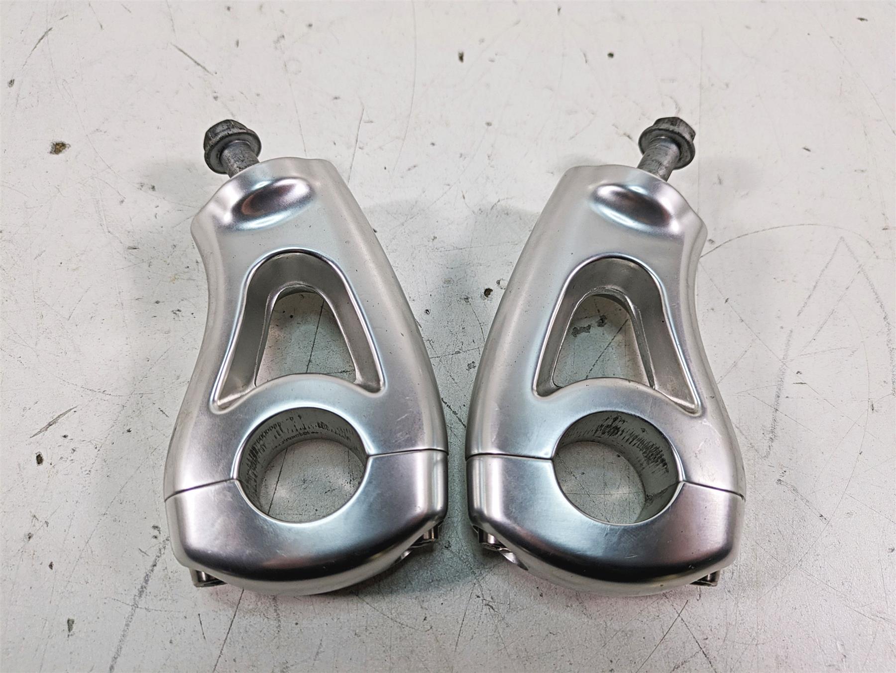 2014 Moto Guzzi California 1400 T Handlebar Holder Riser Set GU06500200 {{ shop.shopifyCountryName }} - Mototech271