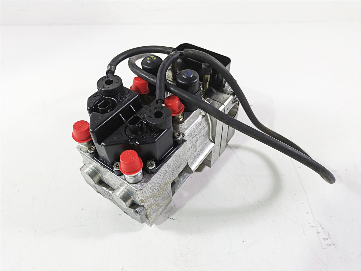 2004 BMW R1150GS R21 Abs Brake Module Block Pump Module Integral 34517660909 {{ shop.shopifyCountryName }} - Mototech271