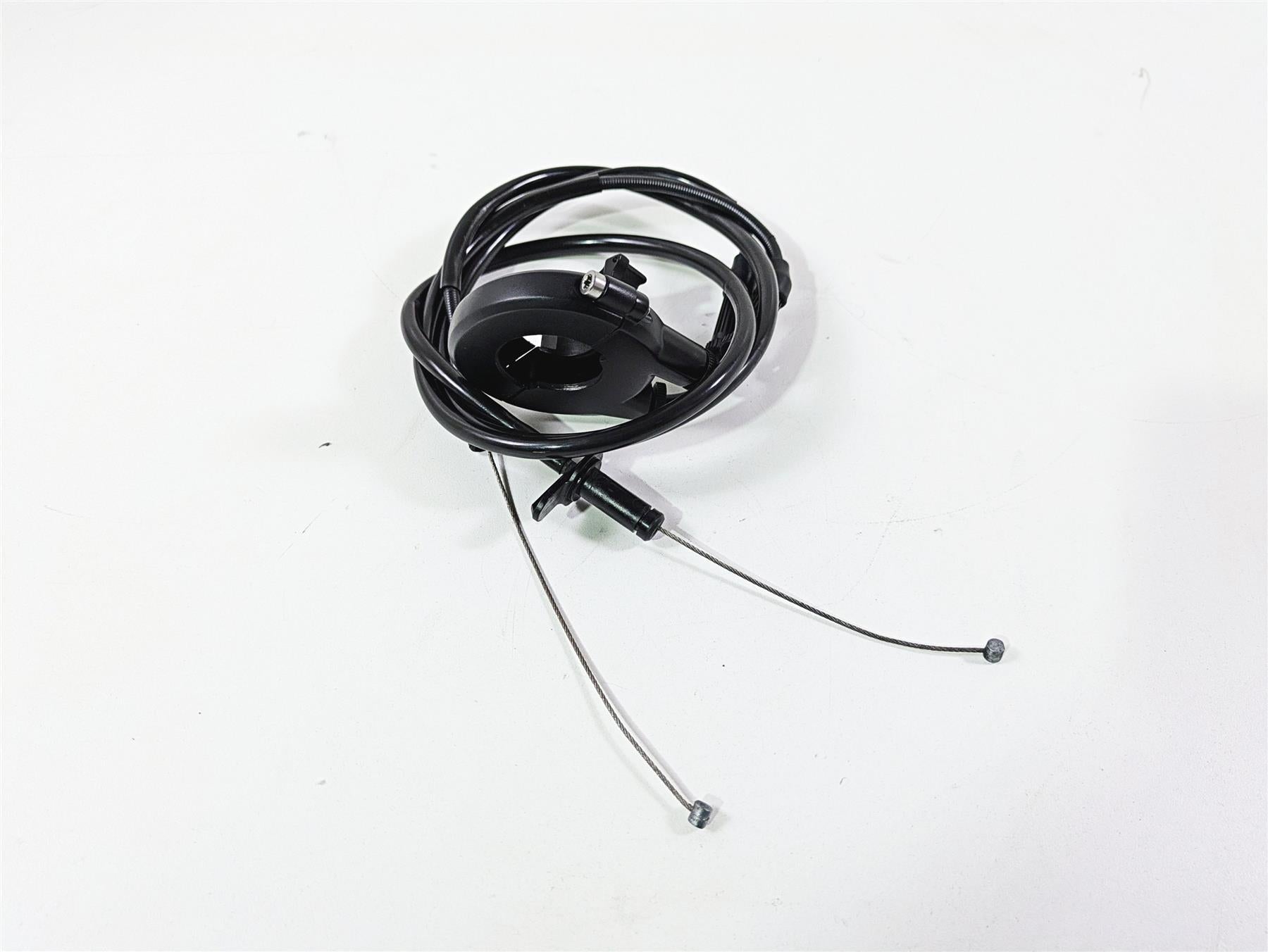 2014 BMW K1300S K40 Throttle Cable Control Set 32737713443 32737713444 {{ shop.shopifyCountryName }} - Mototech271