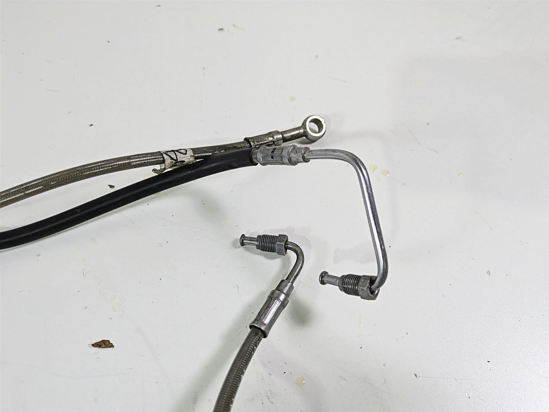 2016 Moto Guzzi Stelvio 1200 8V NTX Abs Brake Line Hose Set 886163 886164 {{ shop.shopifyCountryName }} - Mototech271