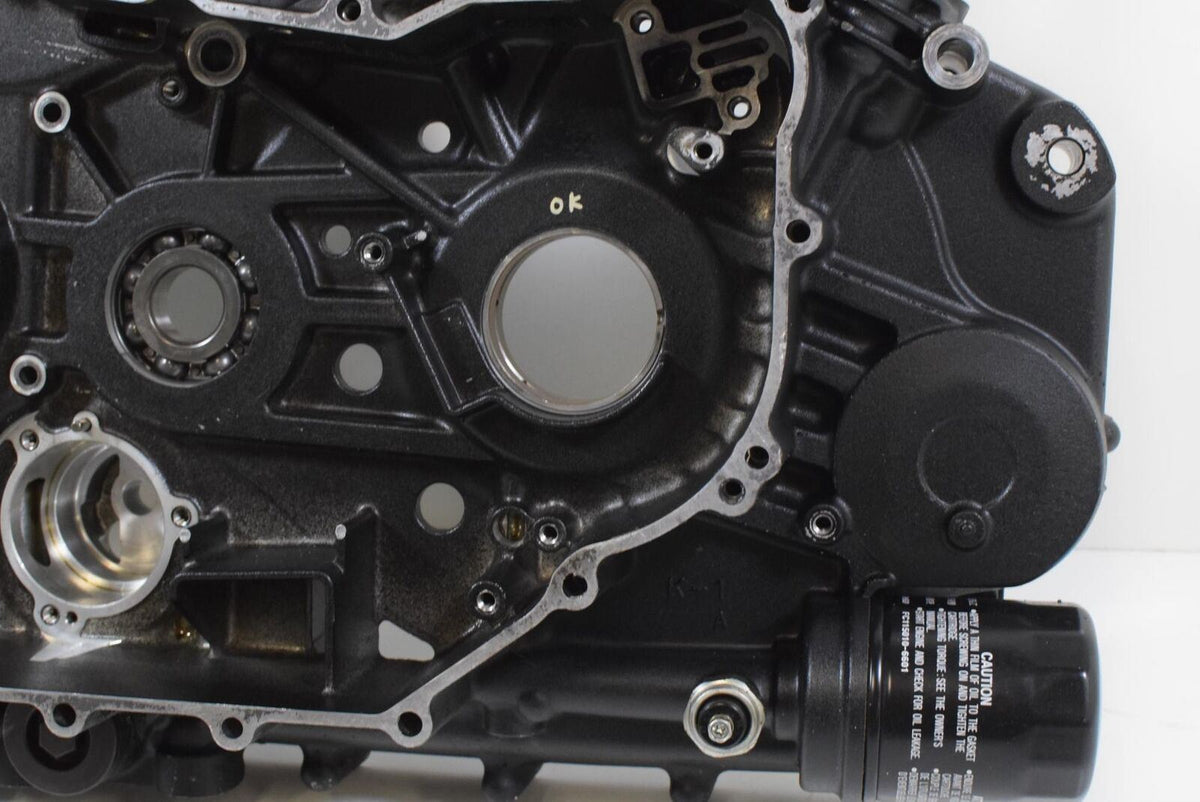 2011 Kawasaki VN1700 Vulcan Vaquero Engine Motor Crank Cases Crankcase 14001-013 {{ shop.shopifyCountryName }} - Mototech271