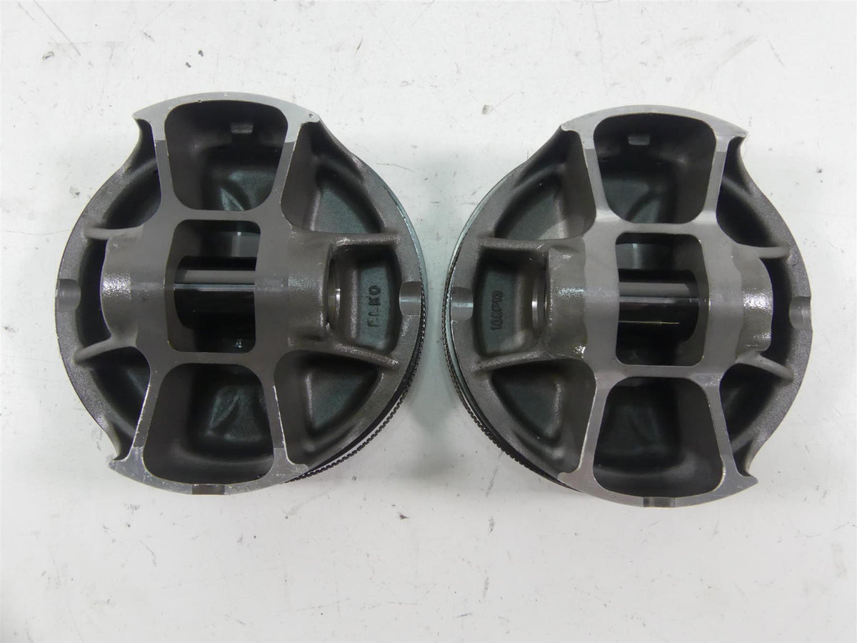 2015 KTM 1290R Super Duke Cylinder Jug Barrel Piston Set 6133003830024 {{ shop.shopifyCountryName }} - Mototech271