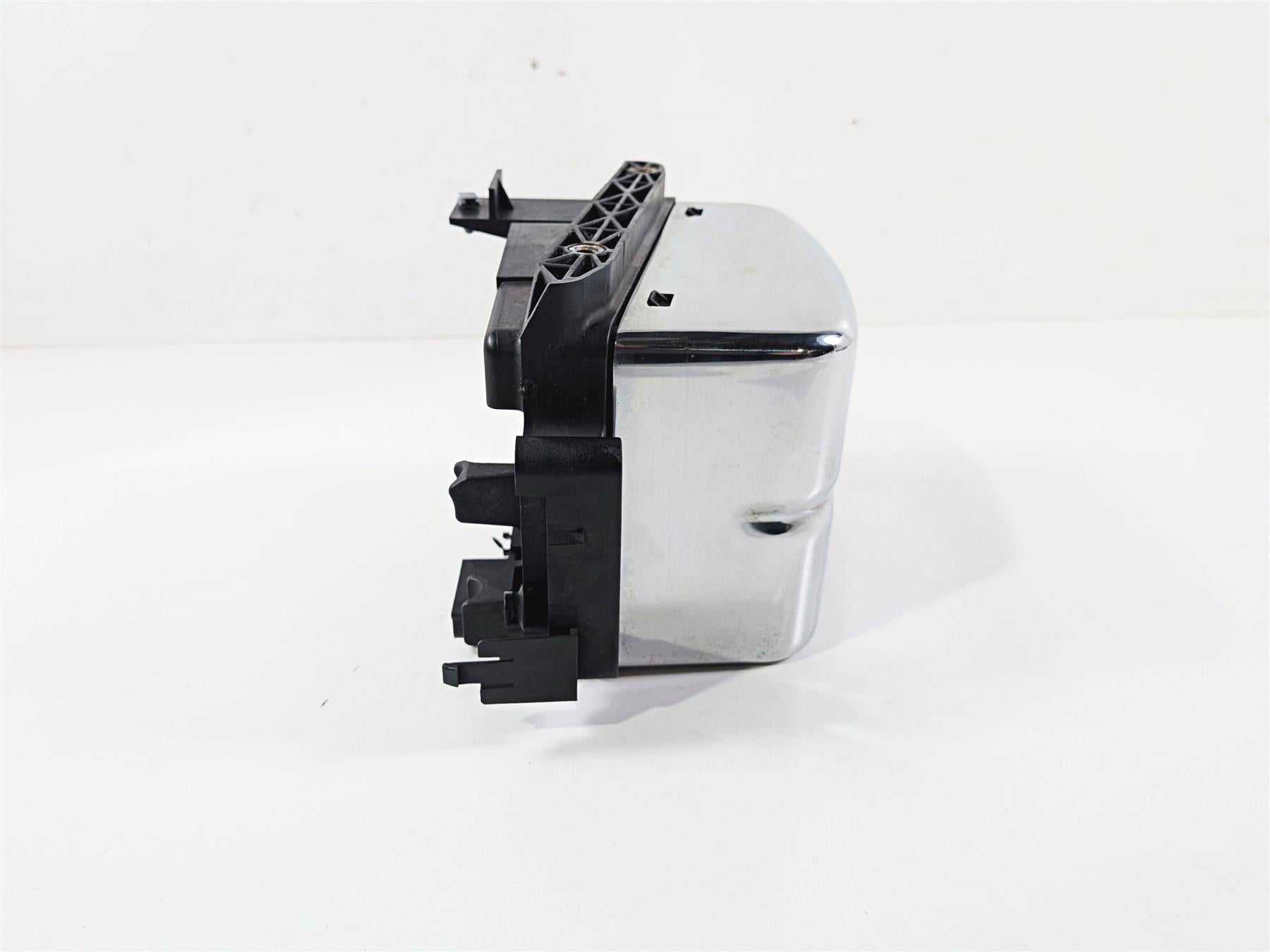 2014 Harley FXDL Dyna Low Rider Electric Holder Tray & Cover 69200101 70367-12 {{ shop.shopifyCountryName }} - Mototech271