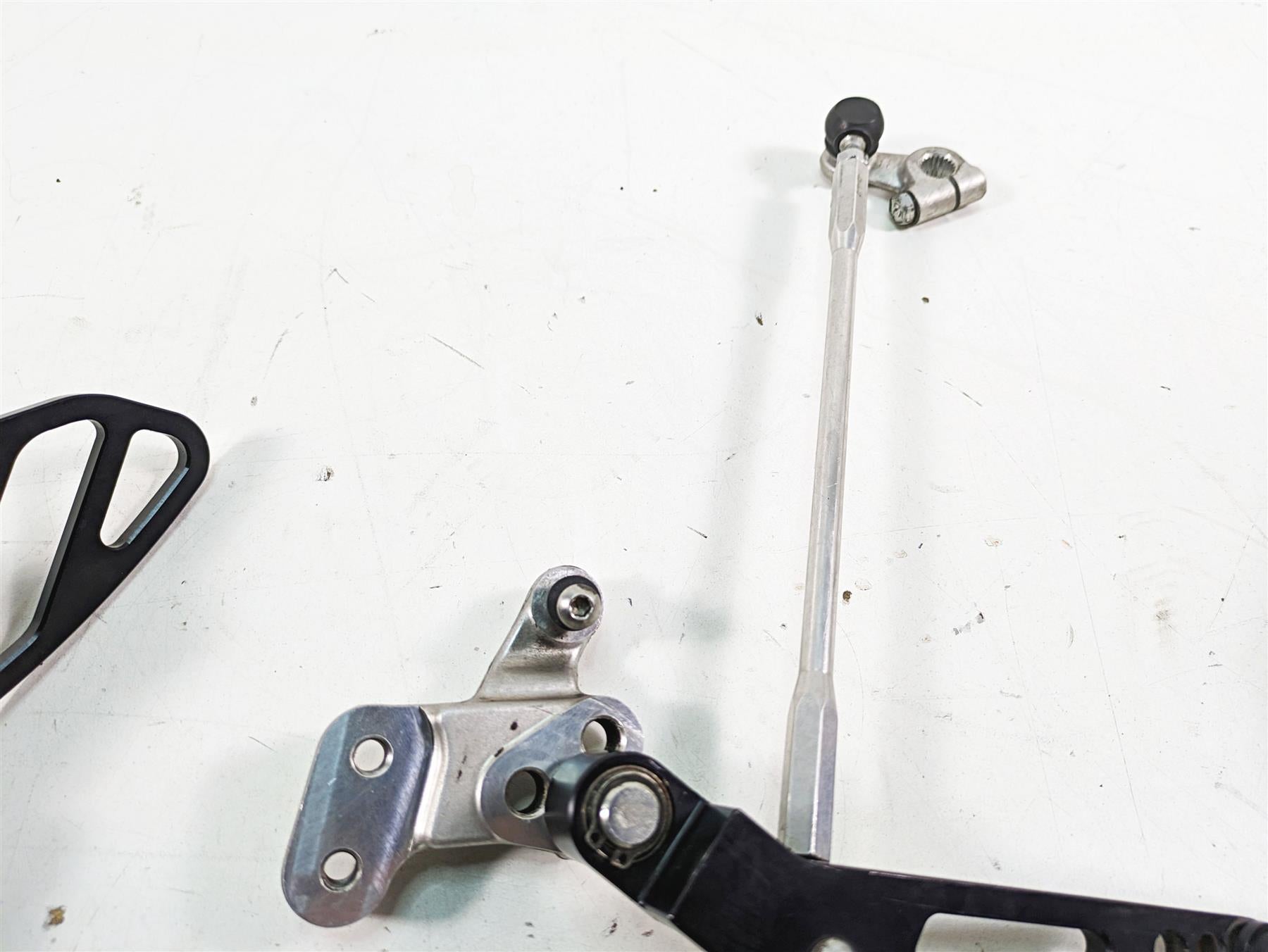 2009 Suzuki GSXR750 K9 Vortex Left Right Foot Peg Lever Rearset - Read RS547 {{ shop.shopifyCountryName }} - Mototech271