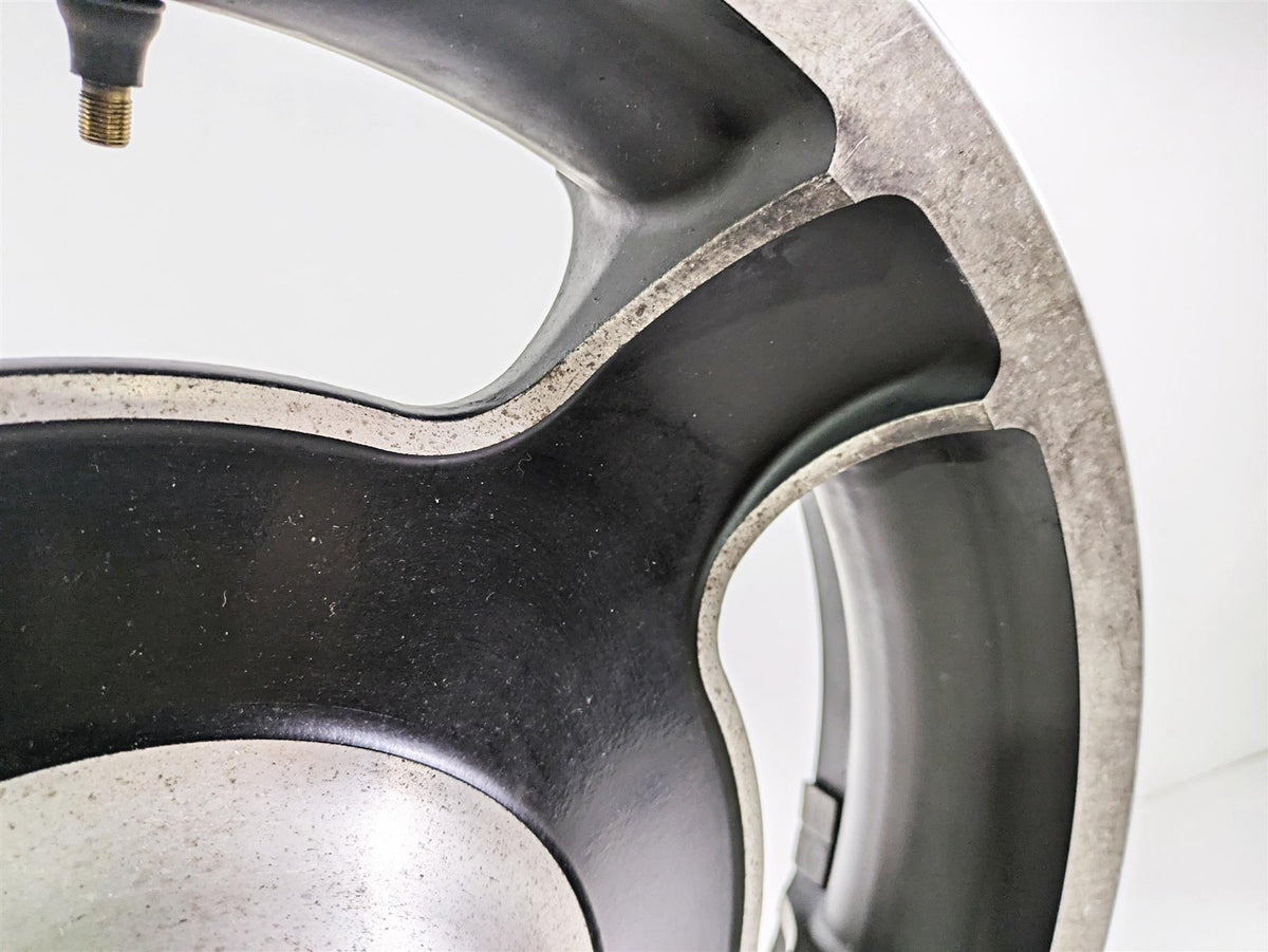 2010 Harley Touring FLHX Street Glide Front Wheel Rim 18x3.5 43300164 {{ shop.shopifyCountryName }} - Mototech271