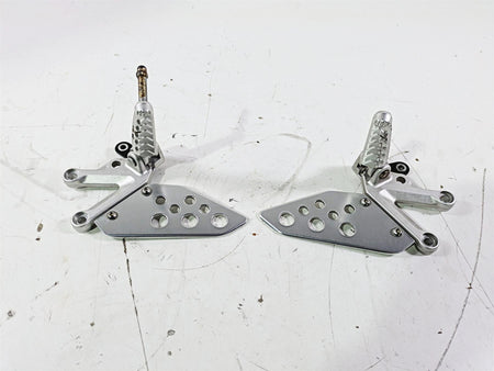 2008 Aprilia RSVR 1000 Factory Front Left Right Foot Peg Set AP8154069 AP8154070 {{ shop.shopifyCountryName }} - Mototech271