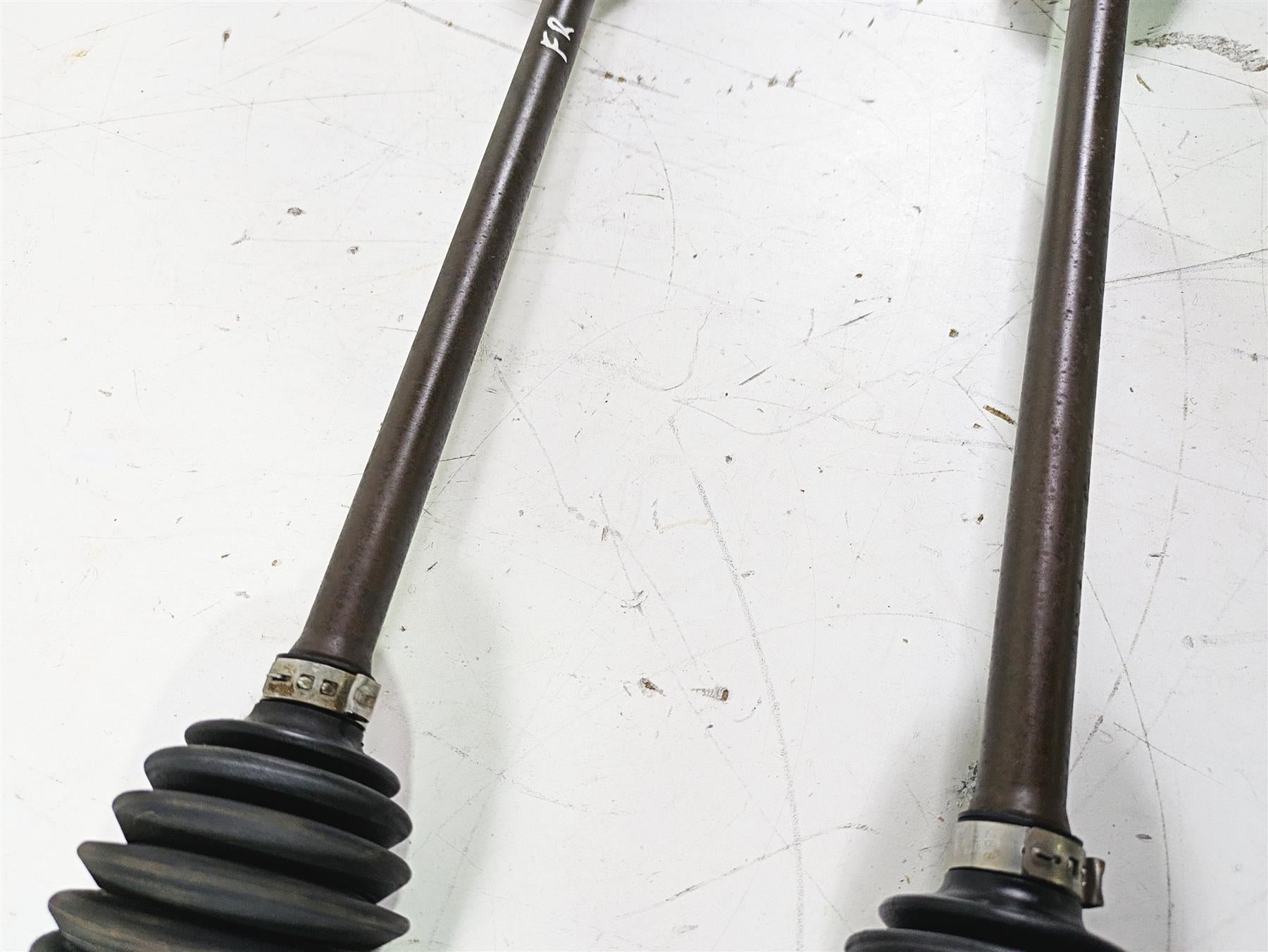 2022 Yamaha YXZ1000 R Nice Front Cv Drive Axle Shaft Set 2HC-2518F-01-00 {{ shop.shopifyCountryName }} - Mototech271