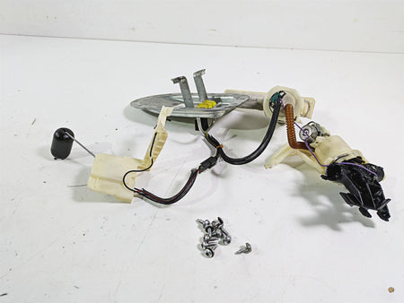 2016 Harley FXDL Dyna Low Rider Fuel Gas Petrol Pump & Sending Unit 75246-04A {{ shop.shopifyCountryName }} - Mototech271