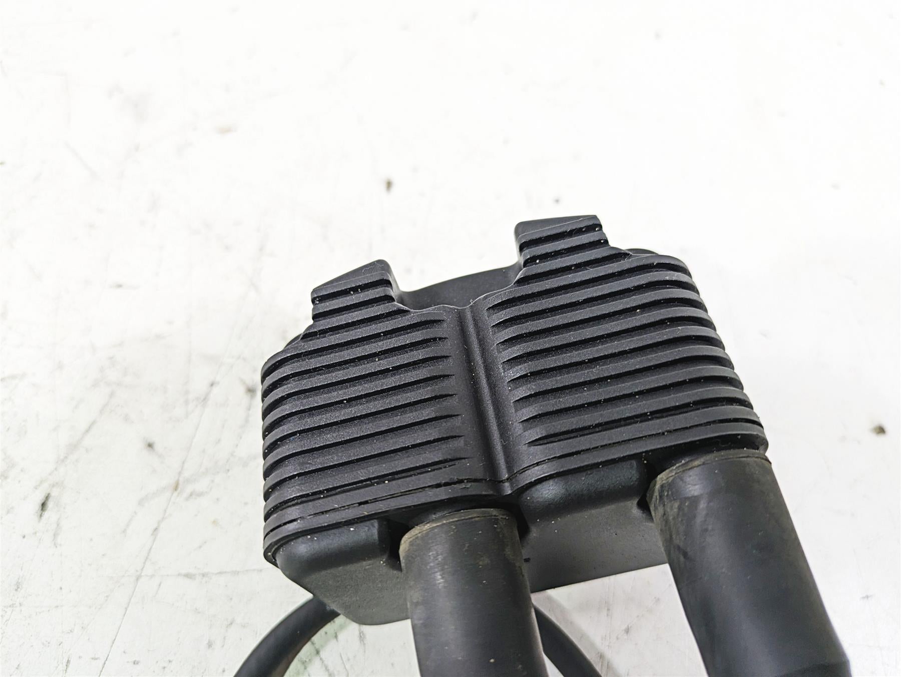 2002 Harley FLSTC Softail Heritage Classic Ignition Coil Wires Plug Set 31655-99 {{ shop.shopifyCountryName }} - Mototech271