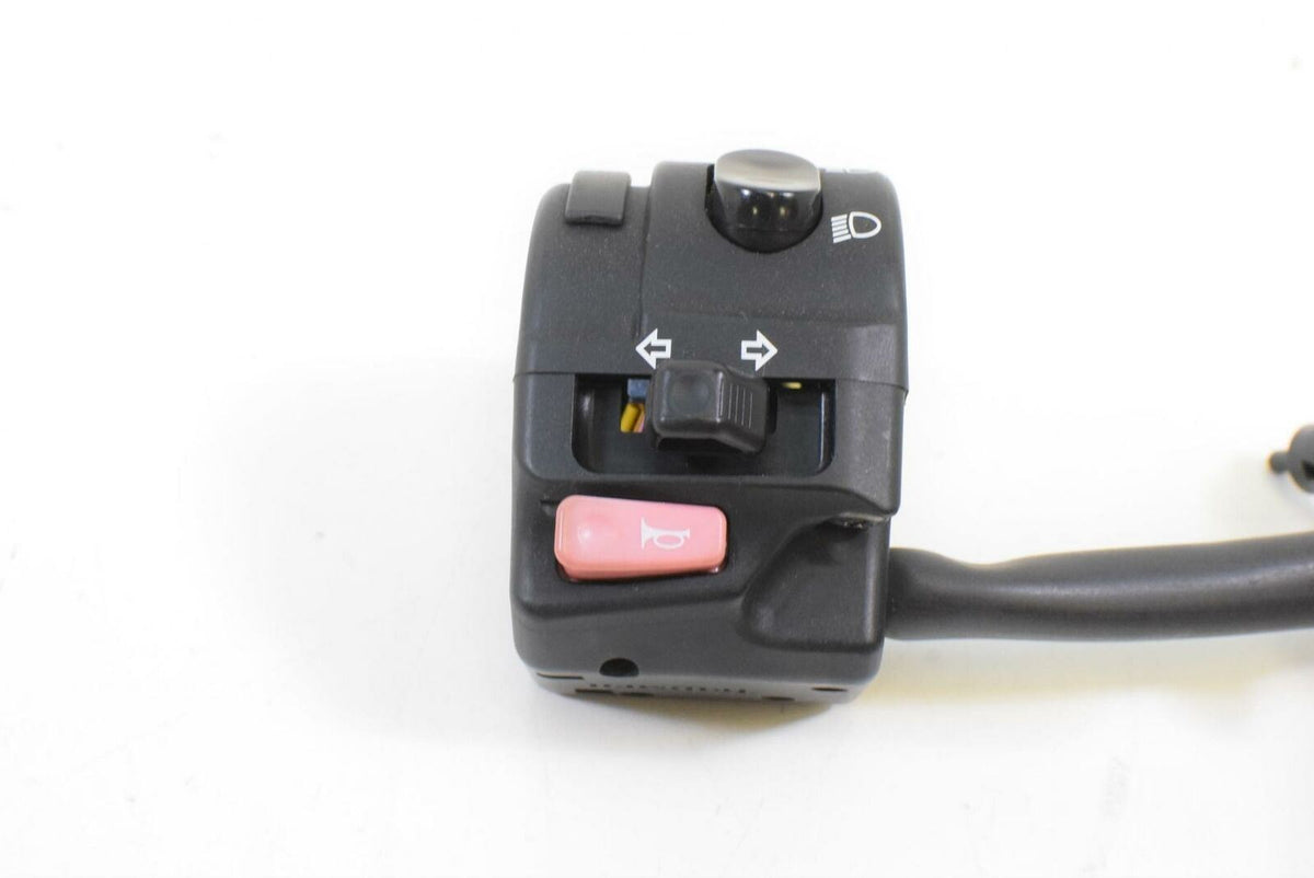 2011 Triumph Tiger 800XC 800 ABS Left Hand Control Switch Lights Horn T2504519 {{ shop.shopifyCountryName }} - Mototech271