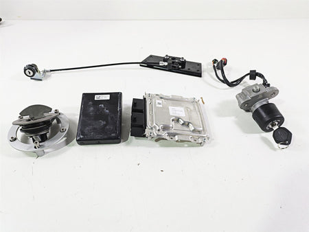 2023 Ducati Monster 937 SP Cdi & Bbox & Ignition Switch Set 28643341C {{ shop.shopifyCountryName }} - Mototech271