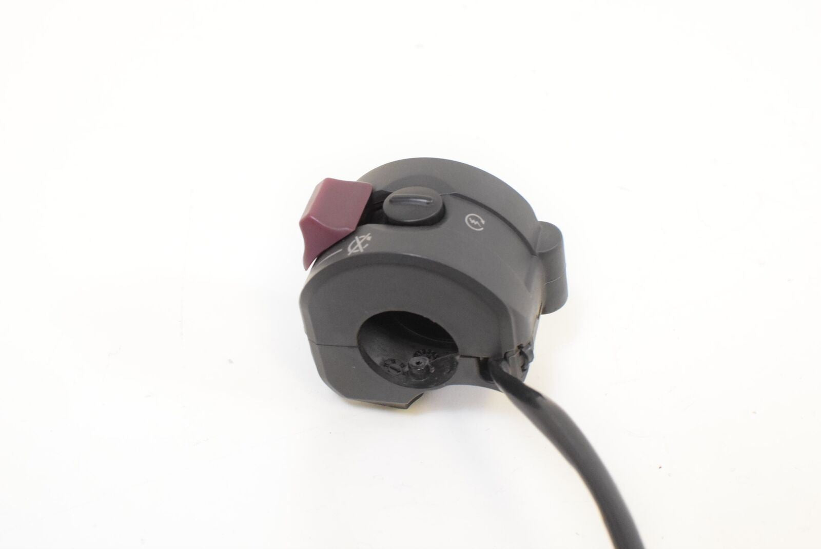 2015 Ducati Hypermotard 821 SP Right Hand Control Switch Kill Start 65010121E {{ shop.shopifyCountryName }} - Mototech271