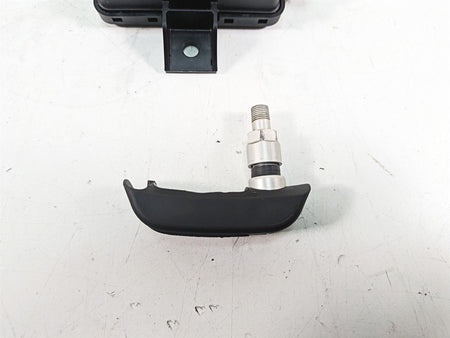 2020 KTM 1290 Super Adventure R Tire Pressure Module & Rear Sensor 60312032000 {{ shop.shopifyCountryName }} - Mototech271