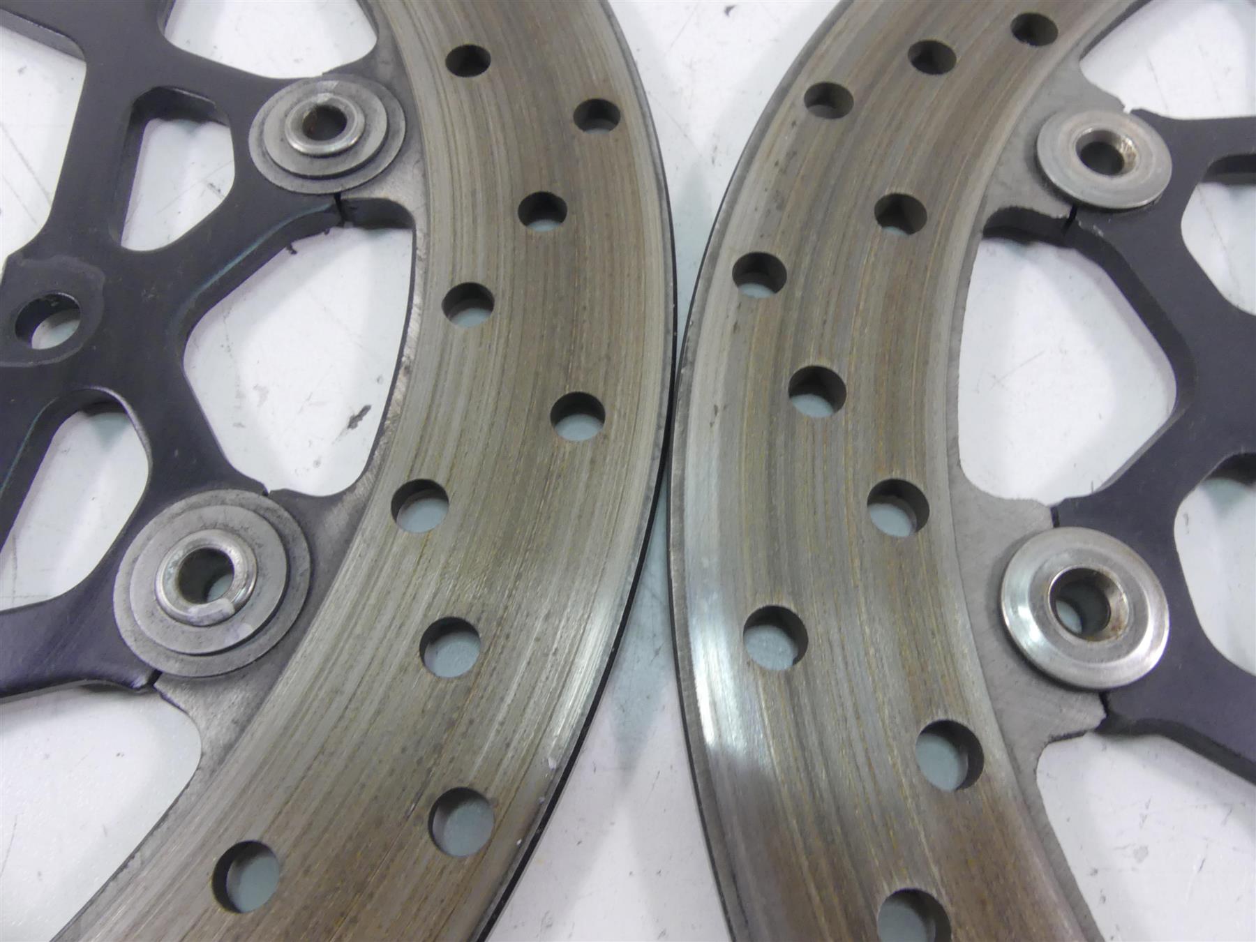 2008 Yamaha FZ1 Fazer Front Brake Disc Rotor Set 5D0-2581T-00-00 5D0-2581T-10-00 {{ shop.shopifyCountryName }} - Mototech271