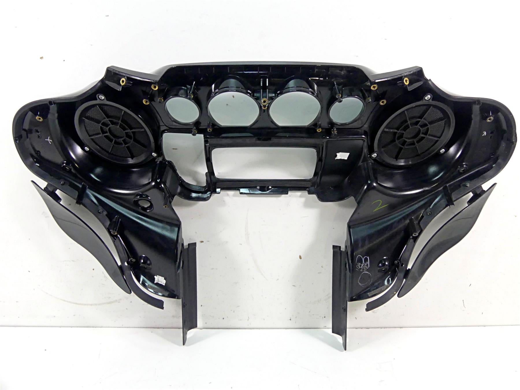 2015 Harley Touring FLHXS Street Glide Inner Front Fairing Cover 570000111 {{ shop.shopifyCountryName }} - Mototech271