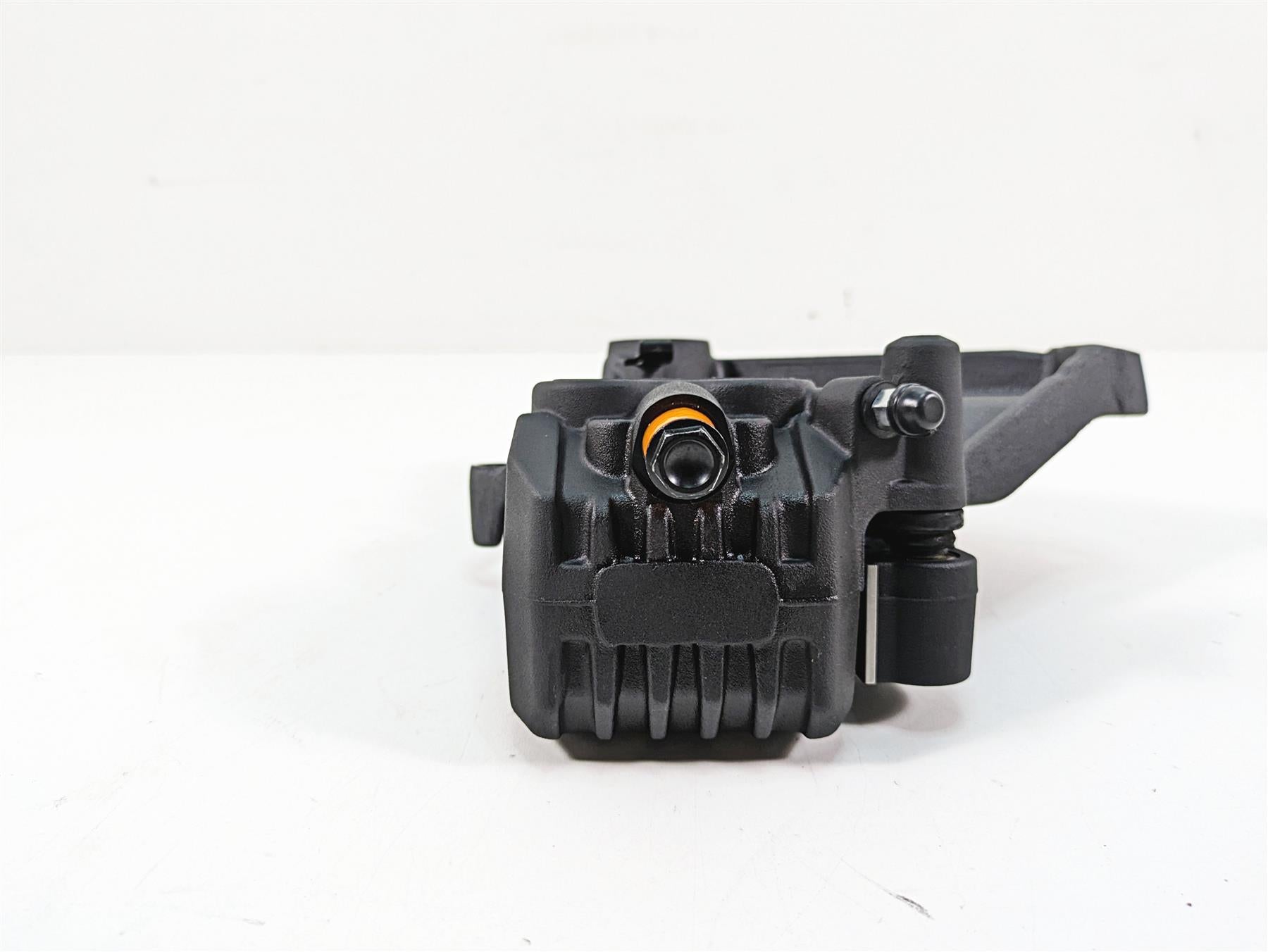 2020 Moto Guzzi V85 TT Adventure Nice Rear Brake Caliper & Bracket 2B000525 {{ shop.shopifyCountryName }} - Mototech271