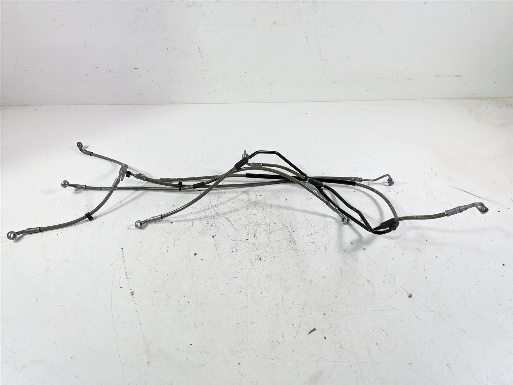 2022 BMW R1250 RT K052 Front Rear Abs Brake Line Hose Set 34329443257 {{ shop.shopifyCountryName }} - Mototech271