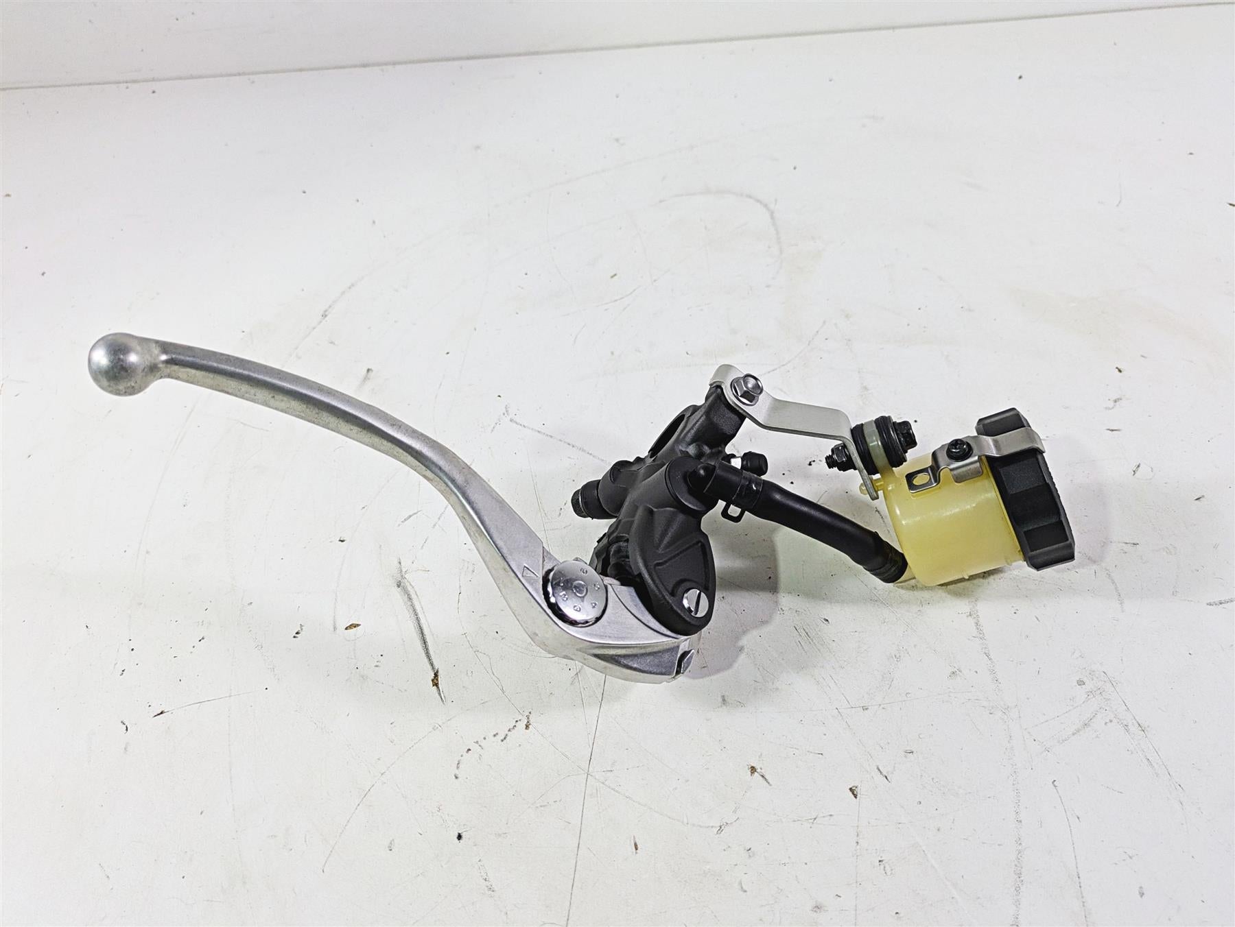 2008 Honda CBR1000RR SC59 Front Radial Brake Master Cylinder 45510-MFL-305 {{ shop.shopifyCountryName }} - Mototech271