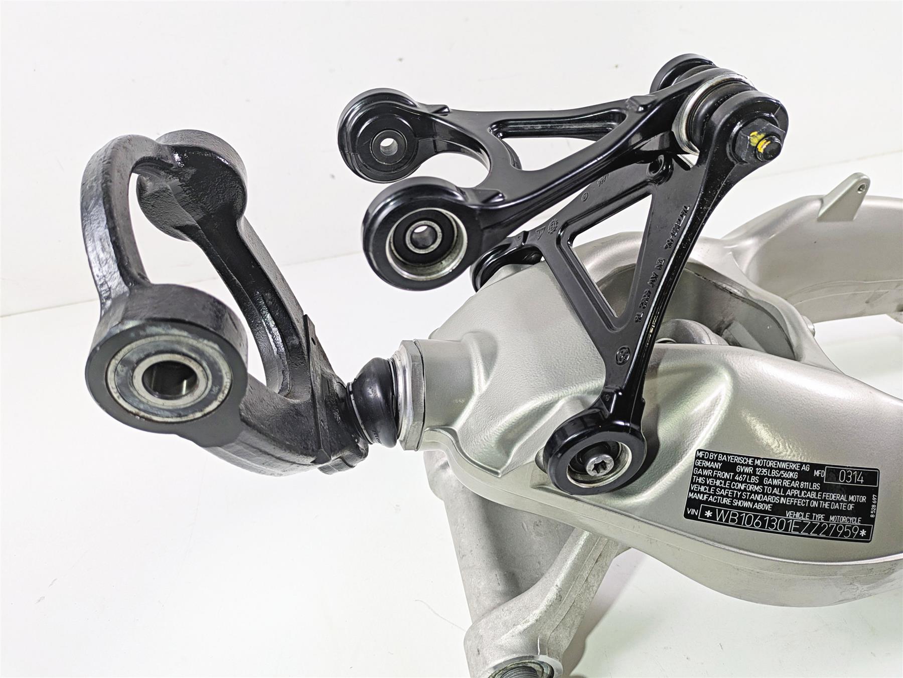 2014 BMW K1600 GTL K48 Front Fork Trailing Arms & Joints Set 31448548027 {{ shop.shopifyCountryName }} - Mototech271