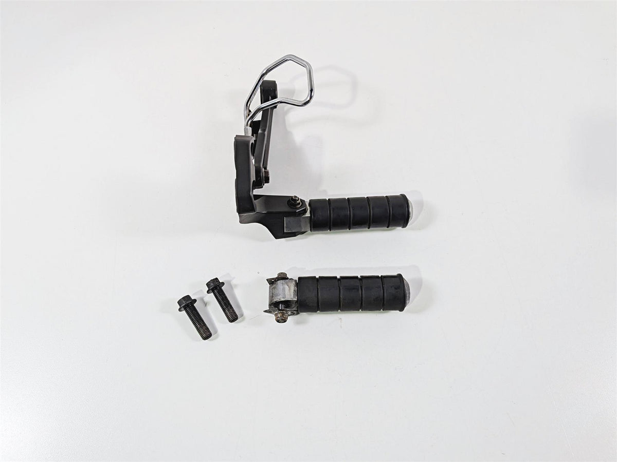 2012 Yamaha XV1900 Raider S Right Rear Passenger Footpeg & Mount 5C7-27440-00-00 {{ shop.shopifyCountryName }} - Mototech271