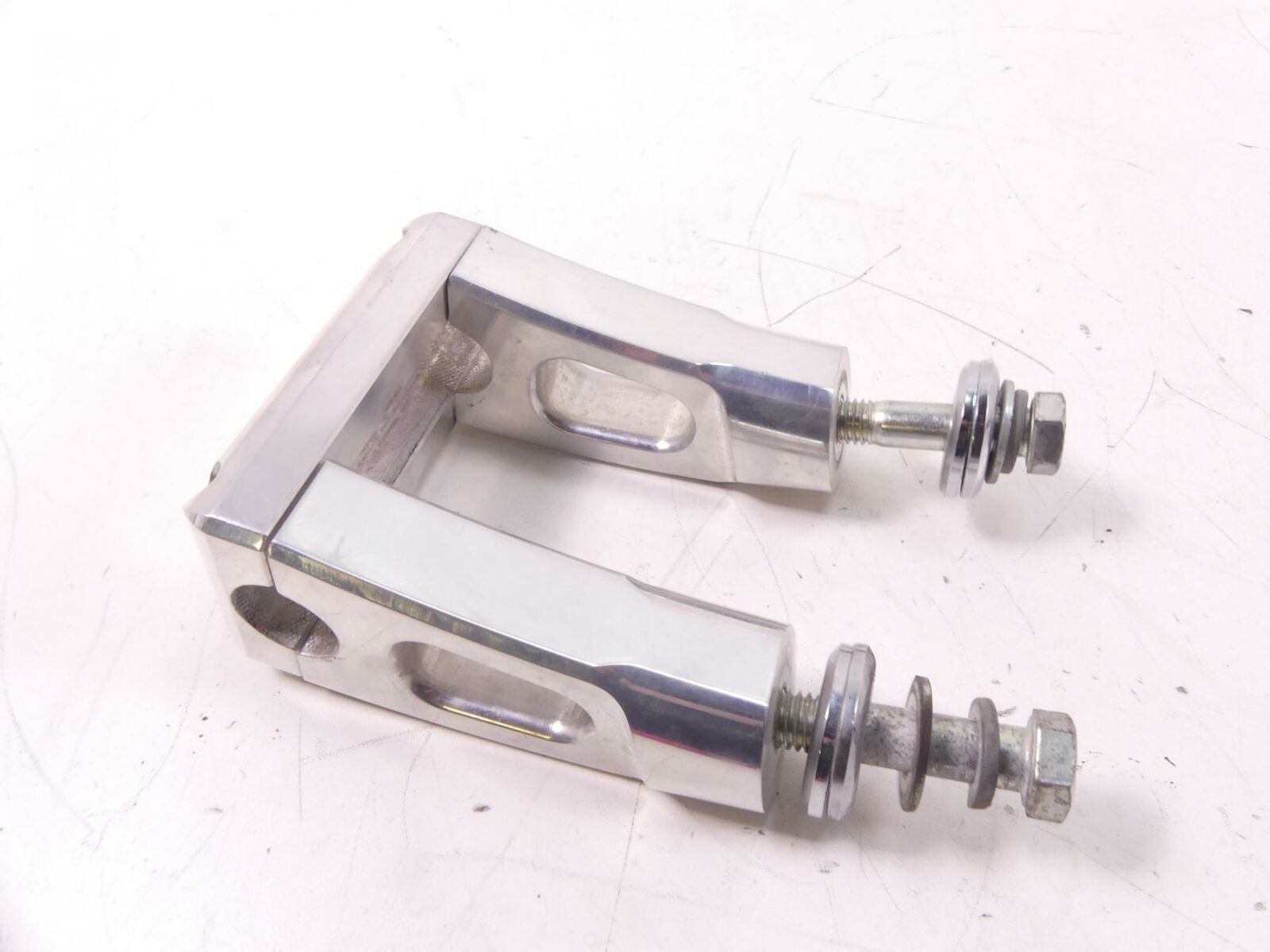 2003 Indian Spirit Springfield Handlebar Handle Bar Riser Holder Clamp Set 39-04 {{ shop.shopifyCountryName }} - Mototech271
