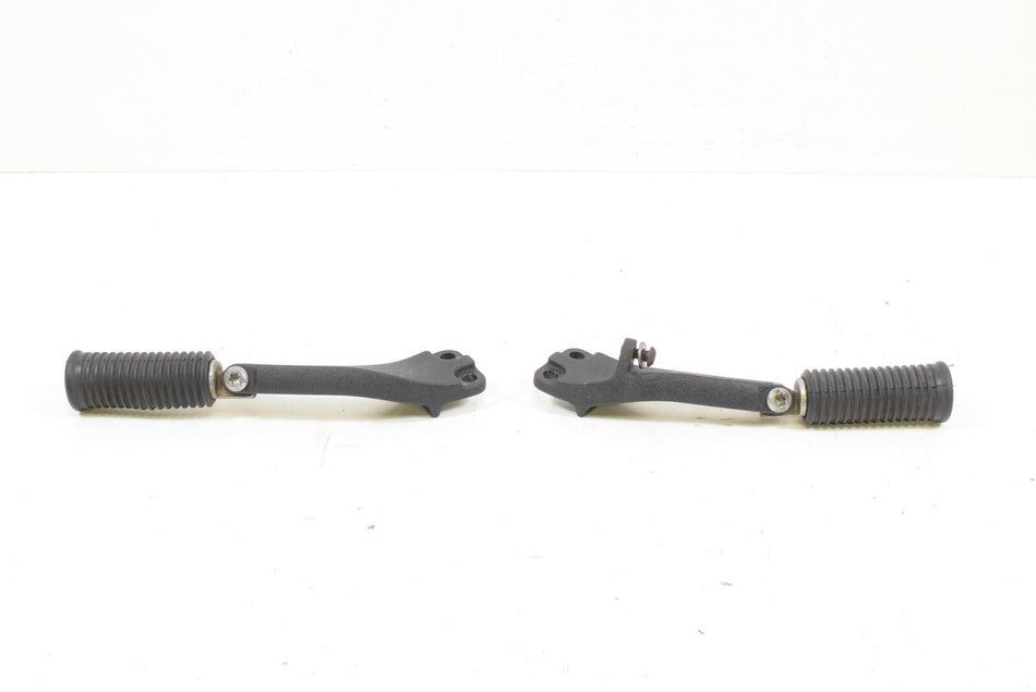 2014 Harley FLD Dyna Switchback 103 Passenger Footpeg Set 49224-06A {{ shop.shopifyCountryName }} - Mototech271