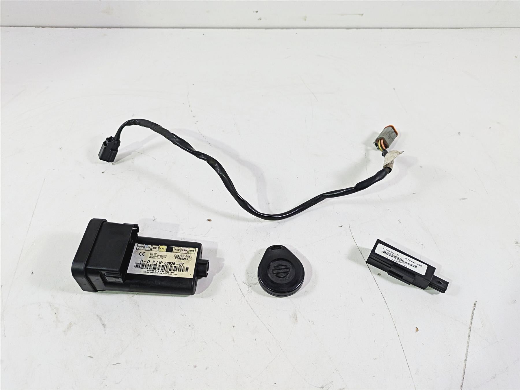 2008 Harley FLSTC 105TH Softail Heritage Tssm Security Module & Fob Key 68925-07 | Mototech271