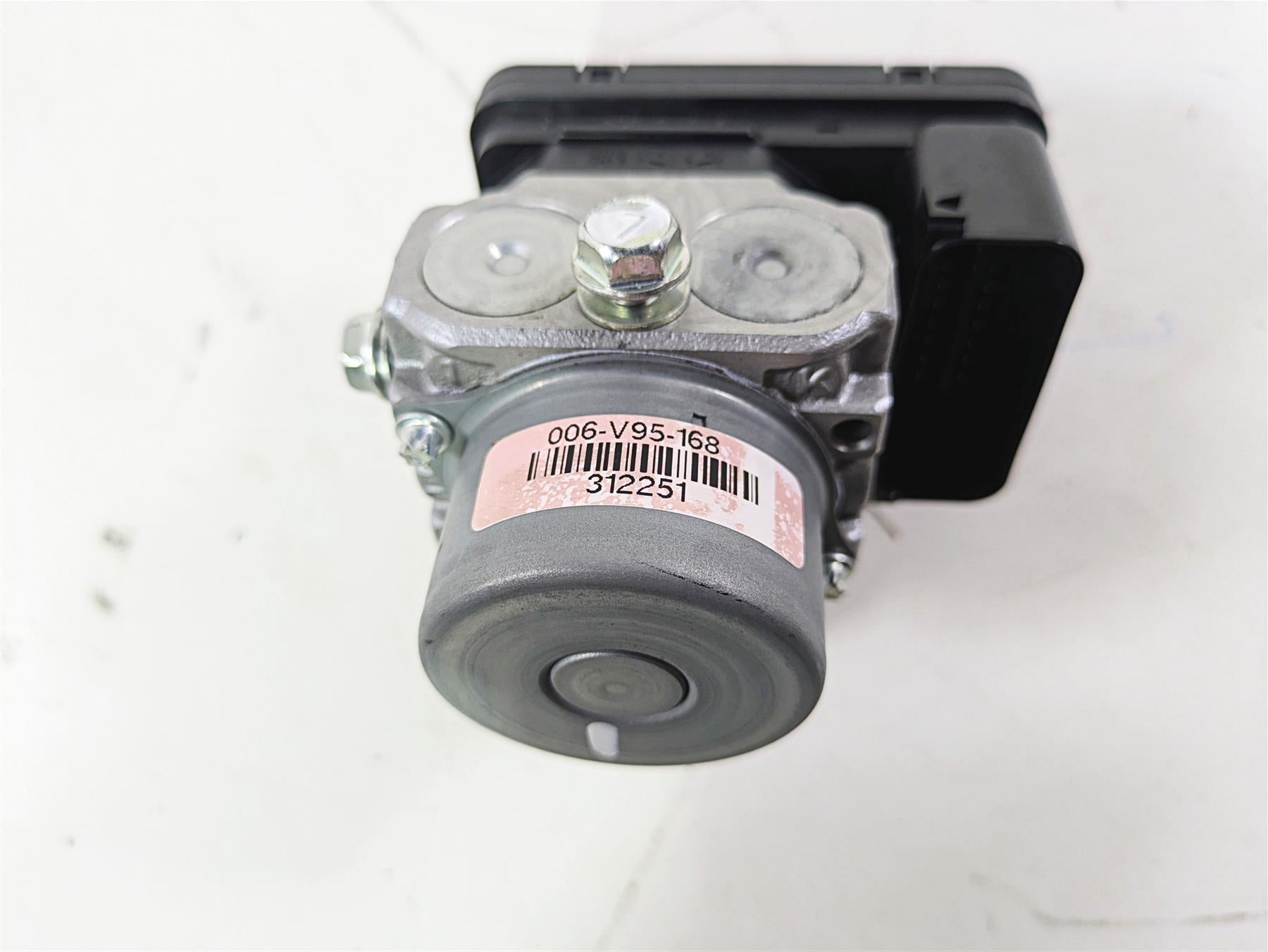 2022 Kawasaki ZR900RS Cafe Abs Brake Pump Unit Pressure Module 16082-0831 {{ shop.shopifyCountryName }} - Mototech271