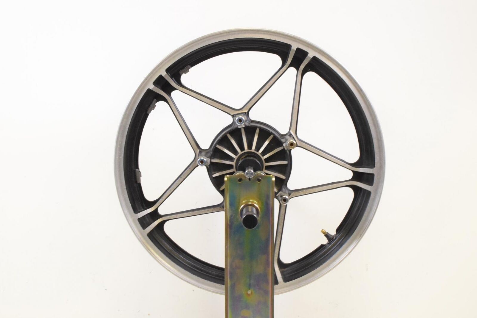 1983 83 Honda CB1000 Custom Front Wheel Rim 18x2.5 STRAIGHT 44650-MG1-305 {{ shop.shopifyCountryName }} - Mototech271