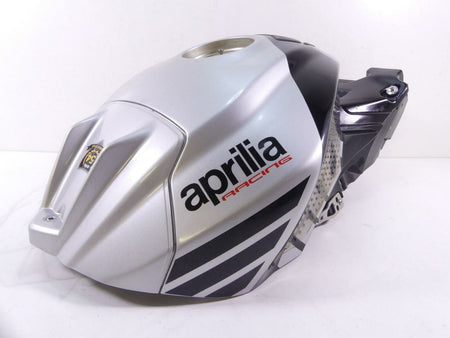 2016 Aprilia RSV 1100 Tuono V4 RR Fuel Gas Petrol Tank & Cover 2H000880000Z4 {{ shop.shopifyCountryName }} - Mototech271