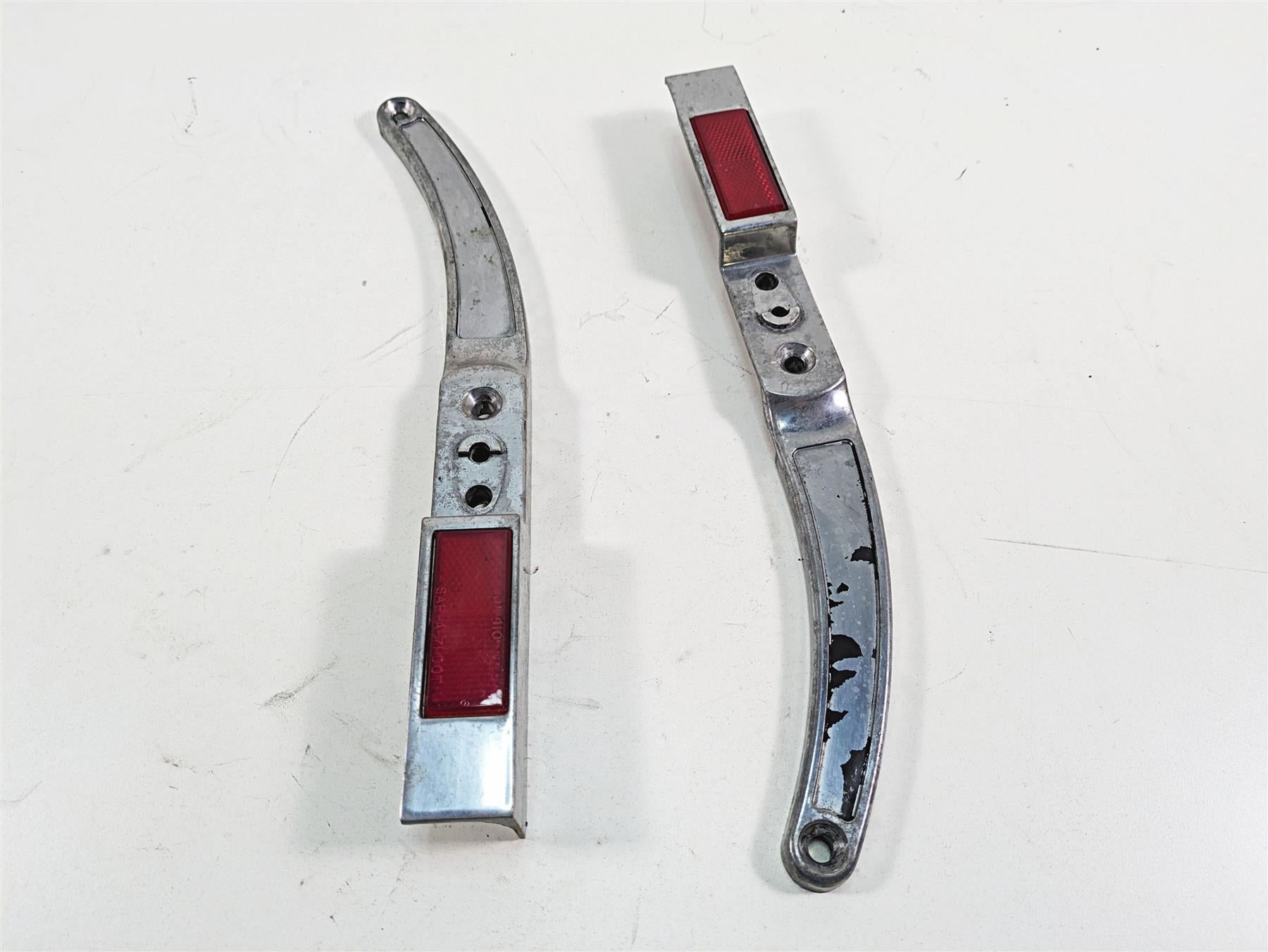 1986 Harley Sportster XLH 883 Rear Fender Frame Struts Set 59952-81 59953-81 {{ shop.shopifyCountryName }} - Mototech271
