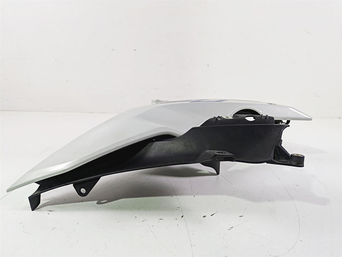2016 BMW R1200RS K54 Right Main Radiator Fairing Cover Lightgray 46638556736 {{ shop.shopifyCountryName }} - Mototech271