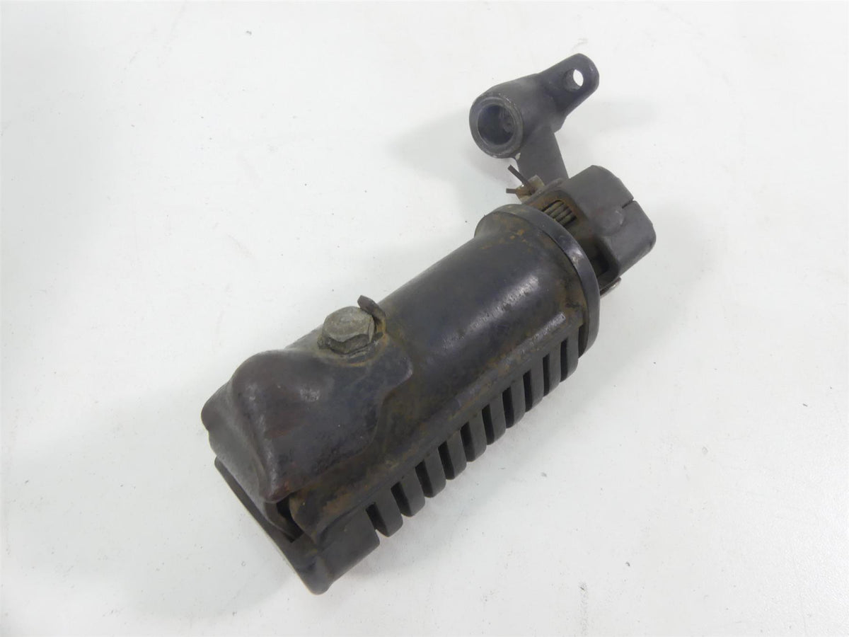 1980 Honda CB750C Custom Front Rider Driver Foot pegs 50630-425-730 50640-425-730 {{ shop.shopifyCountryName }} - Mototech271