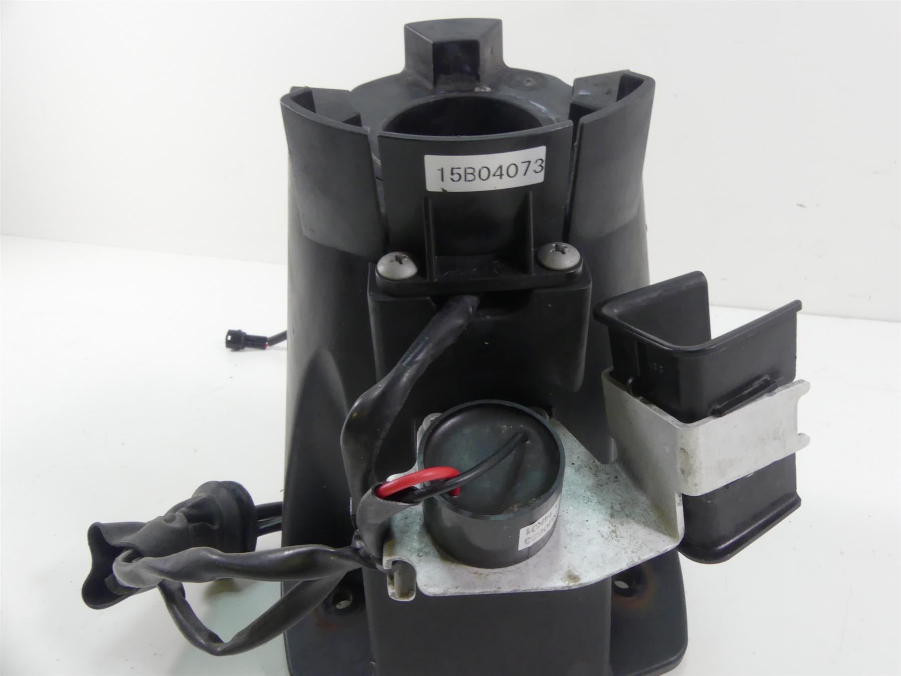 2015 Yamaha Waverunner Cruiser VX1100 Steering Neck Housing Cover F2X-6152M-00 {{ shop.shopifyCountryName }} - Mototech271