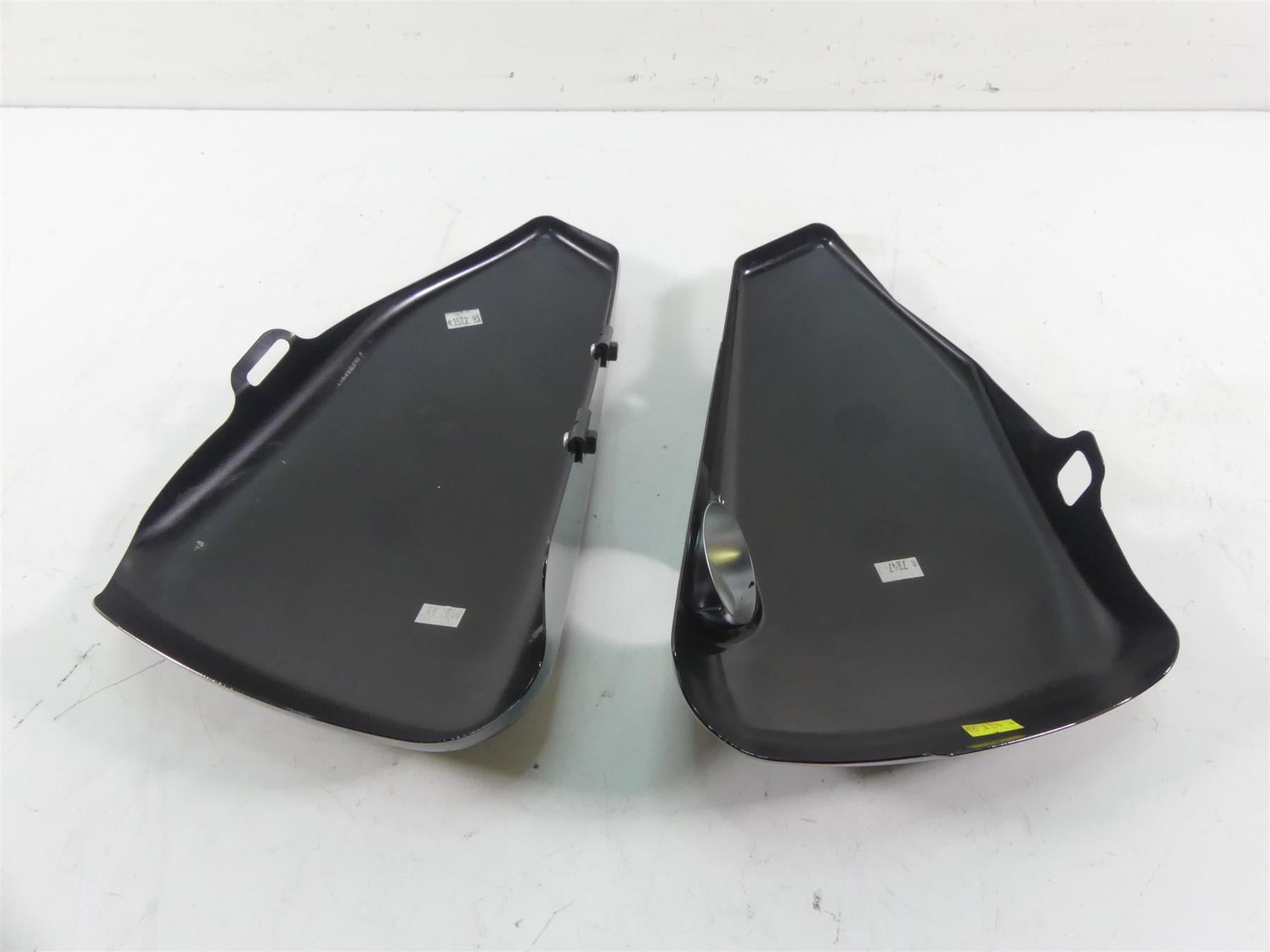 2019 Harley XL883 N Sportster Iron Left Right Side Covers 57200091DH 57200092BYM {{ shop.shopifyCountryName }} - Mototech271