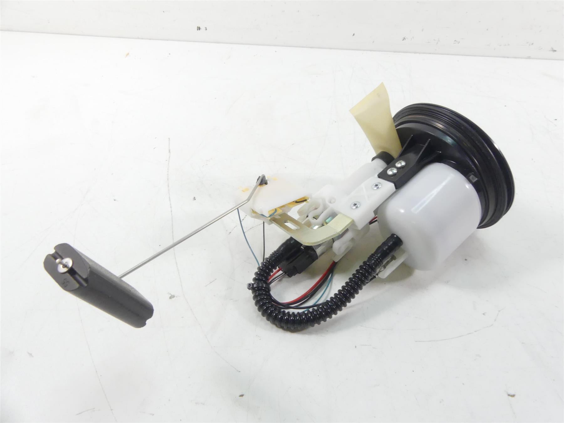 2020 BMW F850 GS K81 Rallye Fuel Gas Petrol Pump & Sender -Tested 16148565233 {{ shop.shopifyCountryName }} - Mototech271