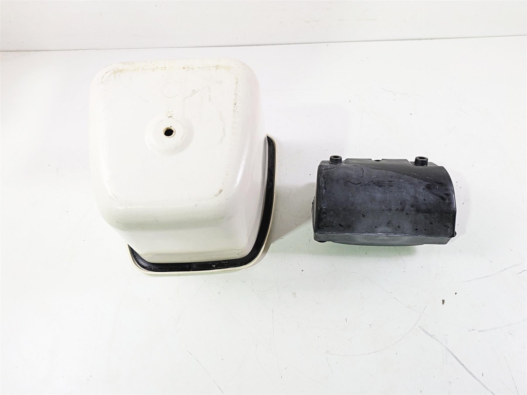 2006 Yamaha GP1300R Waverunner Front & Center Storage Box Set F0X-U475A-00-00 {{ shop.shopifyCountryName }} - Mototech271