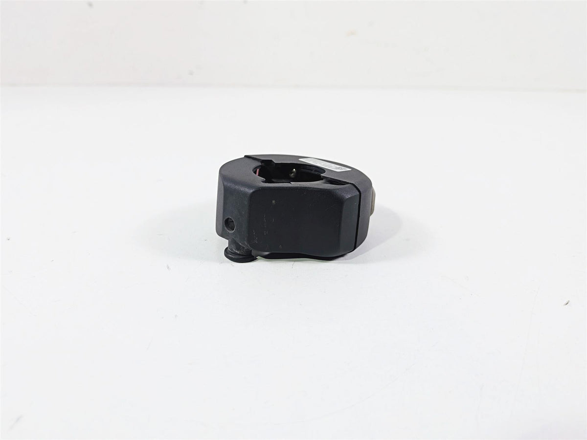 2016 BMW R1200 GS K50 Right Hand Start Stop Control Switch 61318546186 {{ shop.shopifyCountryName }} - Mototech271