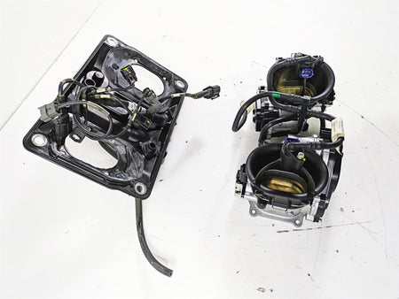 2015 Ducati Panigale 1299 S Throttle Body Set & Air Box Cover 28240893A {{ shop.shopifyCountryName }} - Mototech271