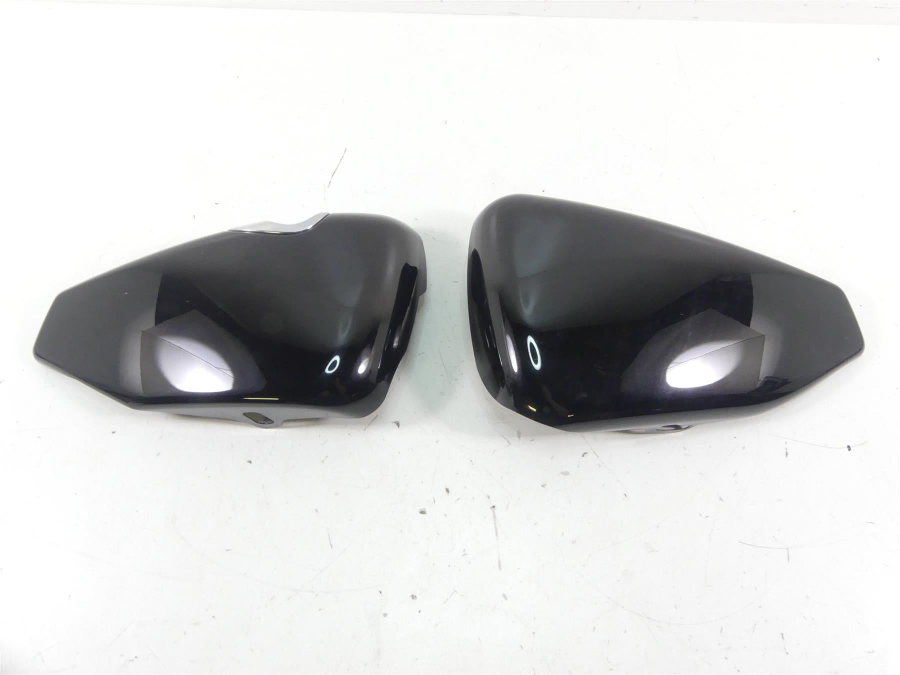 2020 Harley XL1200 CX Sportster Roadster Side Cover Set 57200092DH 57200091DH {{ shop.shopifyCountryName }} - Mototech271