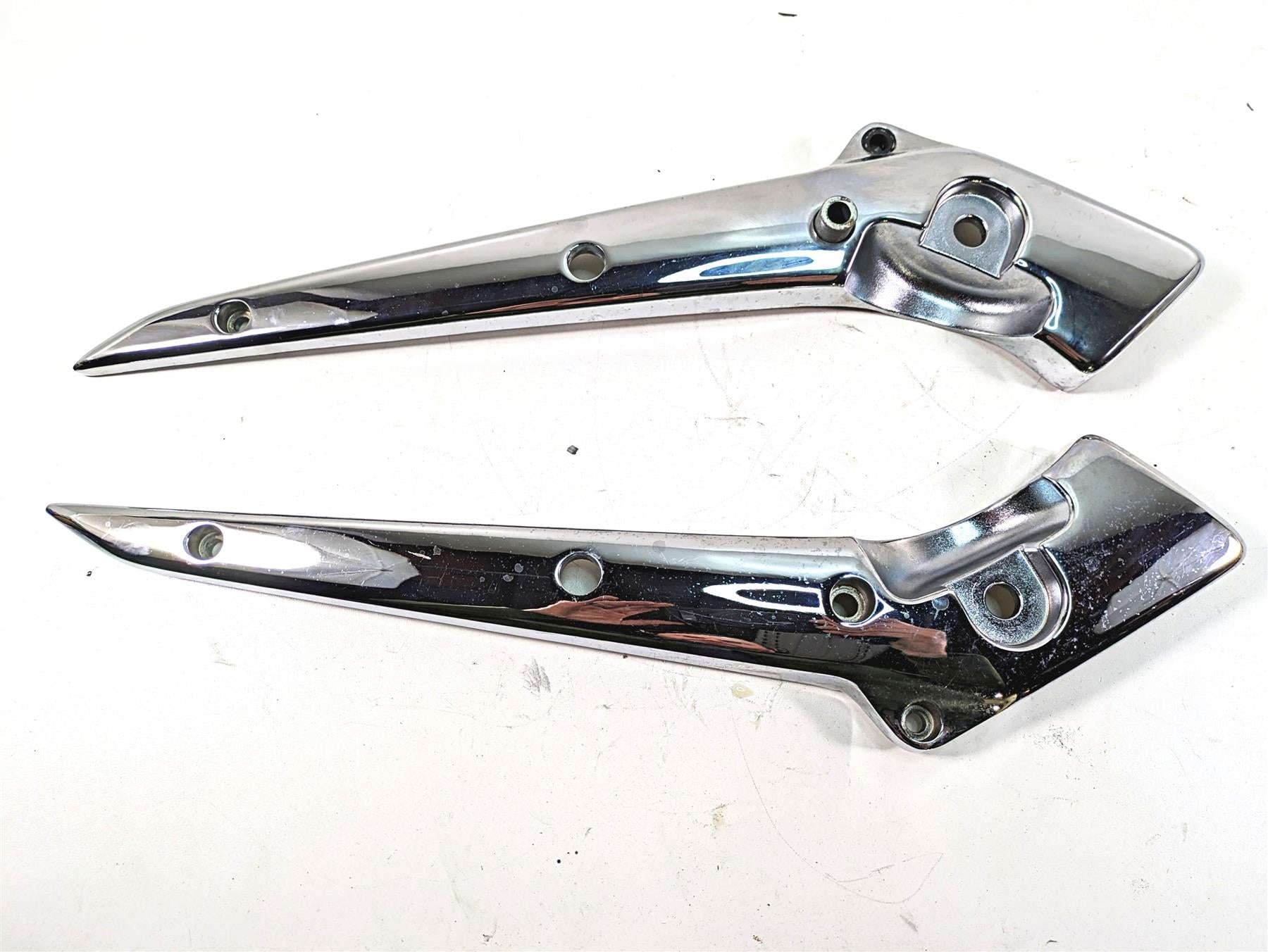 2006 Honda V-Twin VTX1300 R Rear Chrome Fender Frame Struts Braces 77330-MCV-000