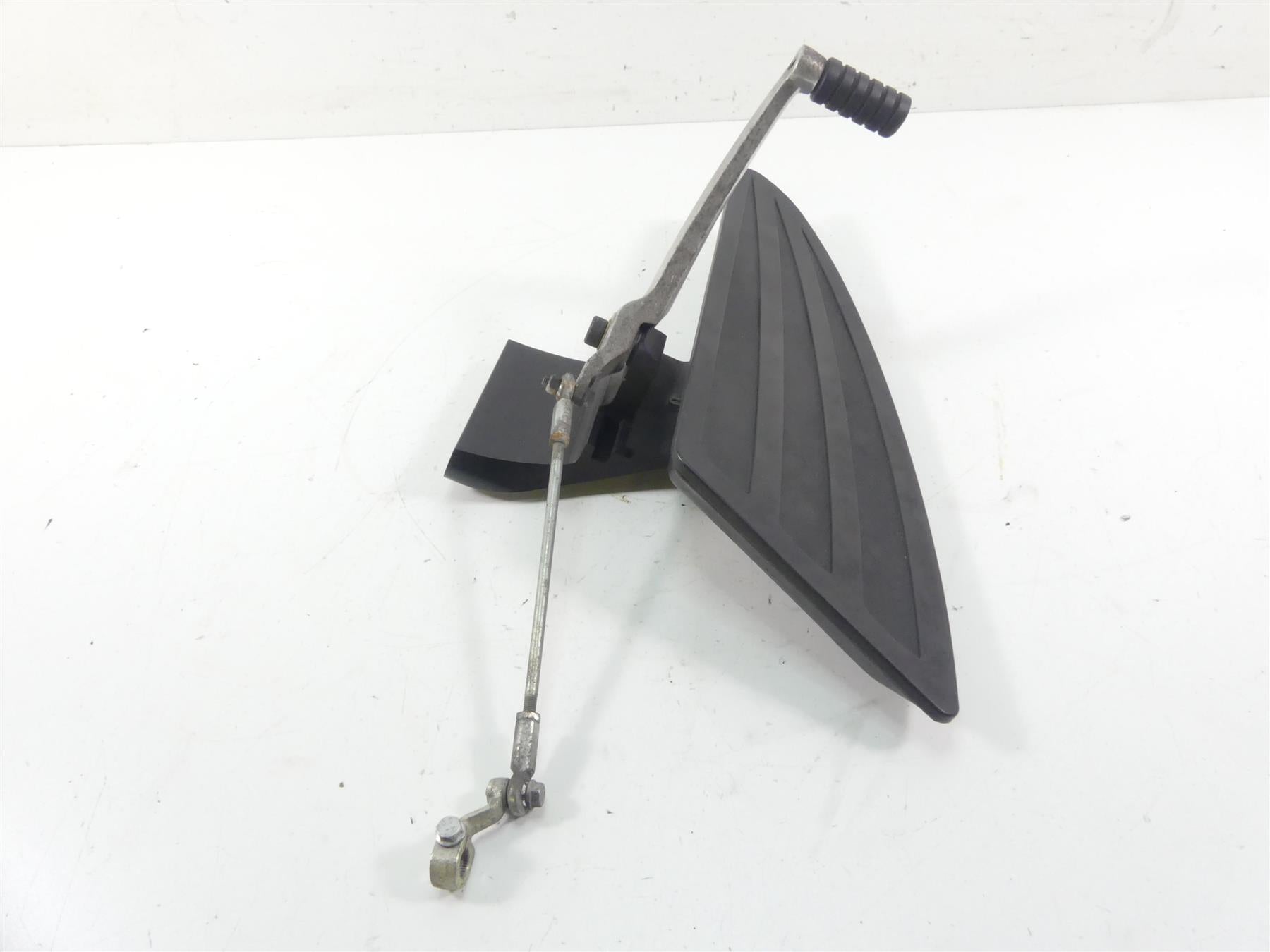 2013 Victory Cross Country Front Left Floorboard & Shifter 5135045 5137197 {{ shop.shopifyCountryName }} - Mototech271