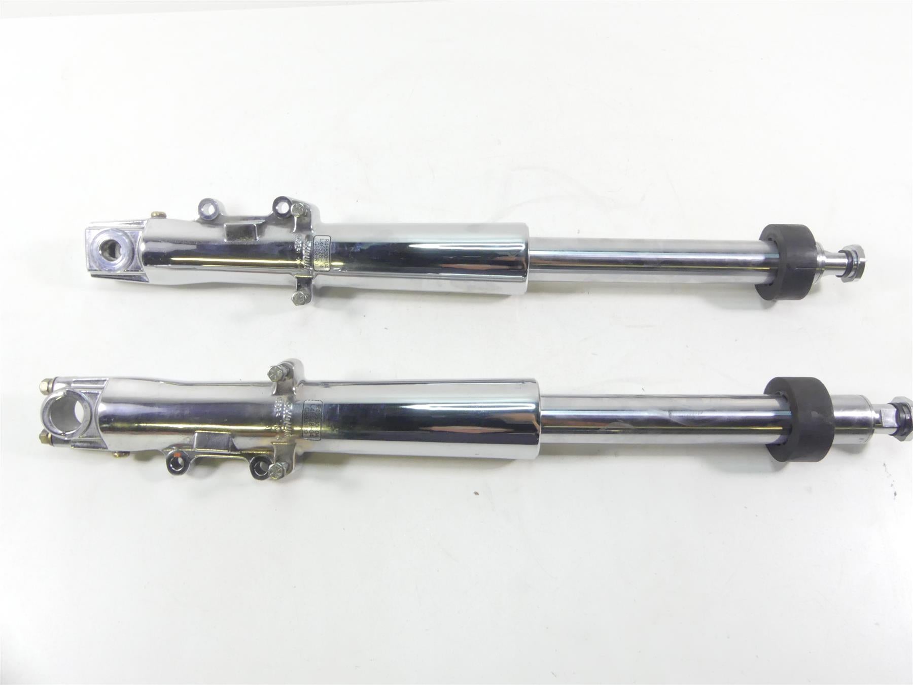 2004 Harley FLHTC SE CVO Electra Glide Front 41mm Chrome Forks 45500168 {{ shop.shopifyCountryName }} - Mototech271