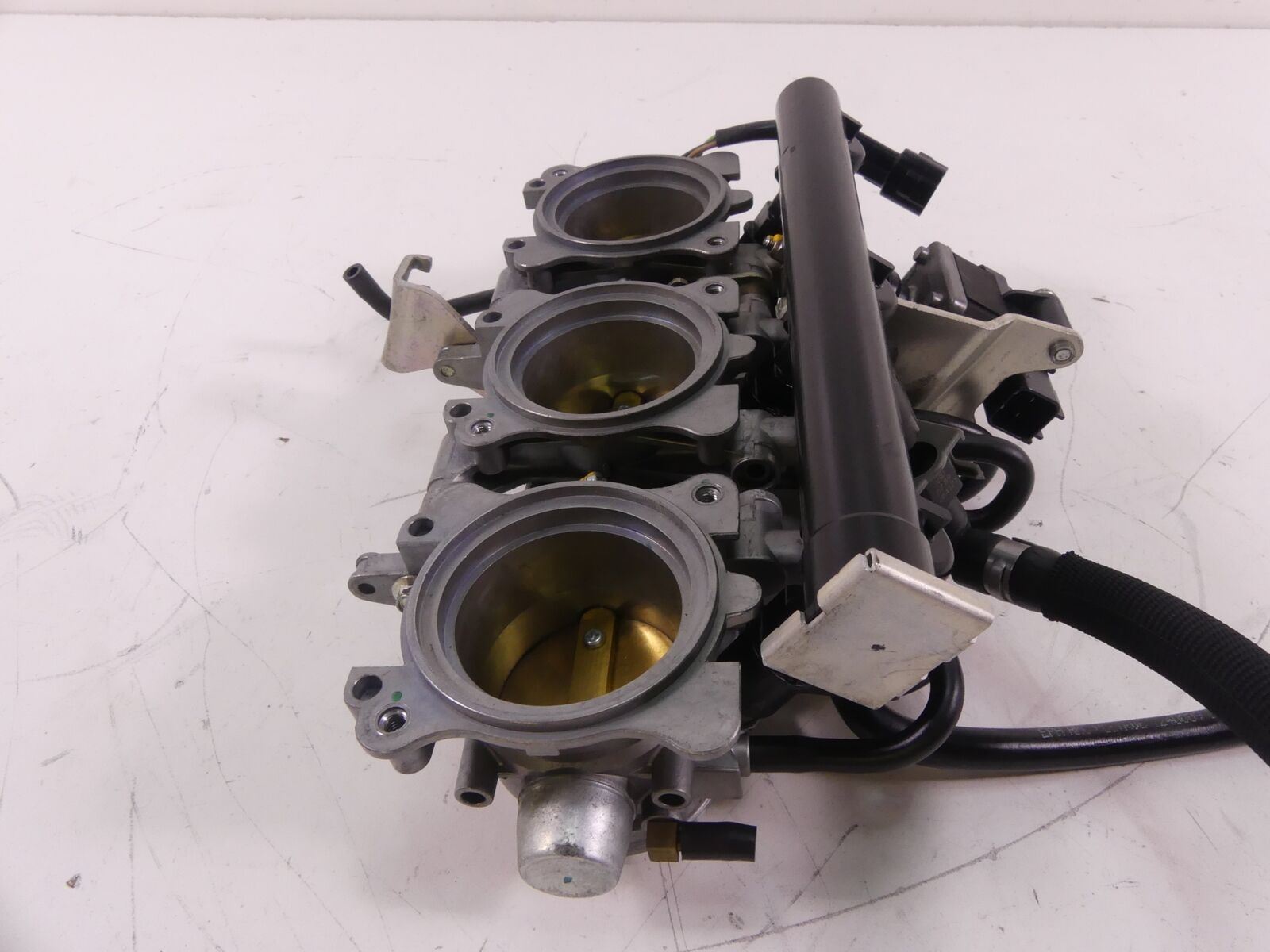 2014 Triumph Tiger 800 ABS Throttle Bodies Keihin Fuel Injection T1243800 {{ shop.shopifyCountryName }} - Mototech271